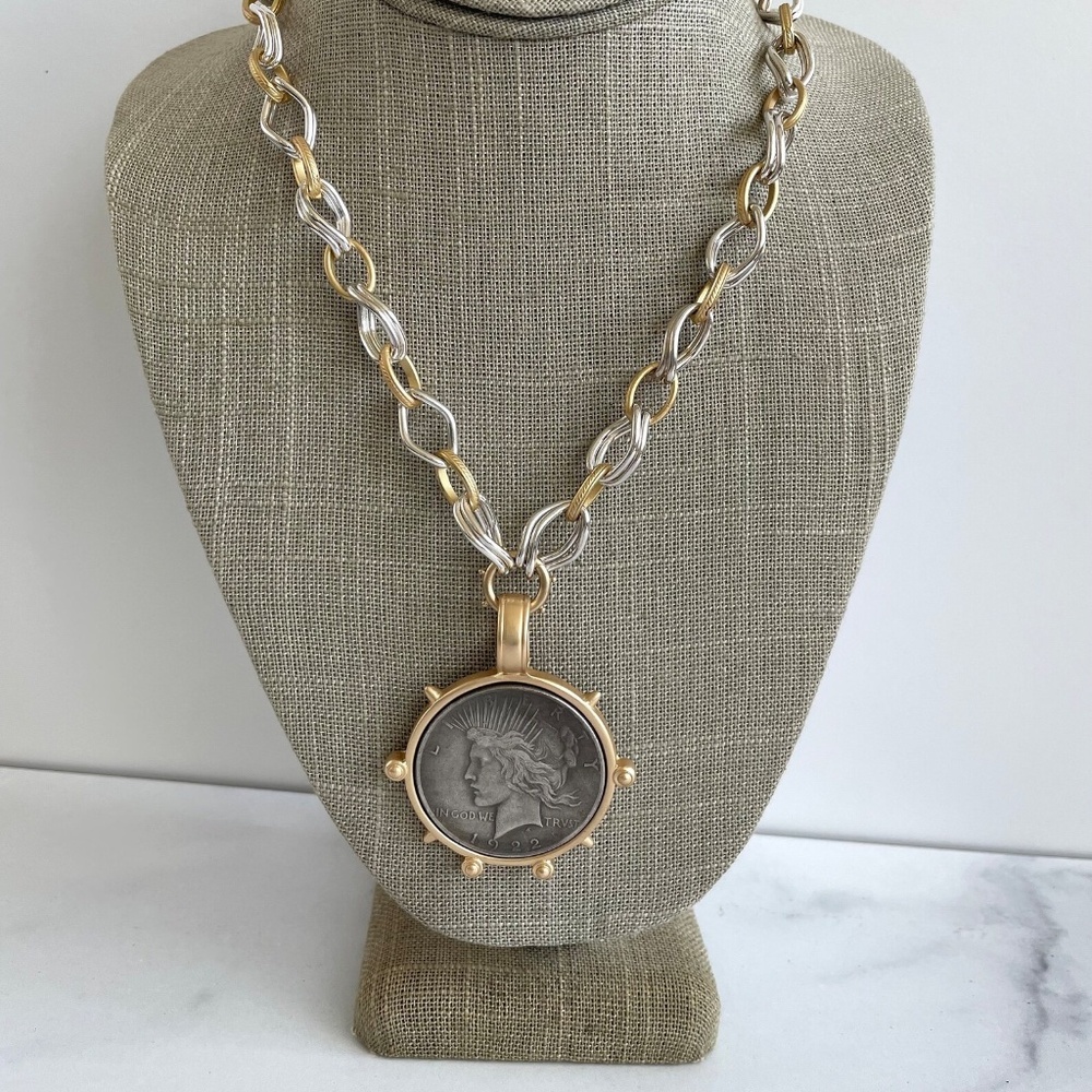 Coin pendant, vintage reproduction mixed metal necklace - Picture 5 of 11